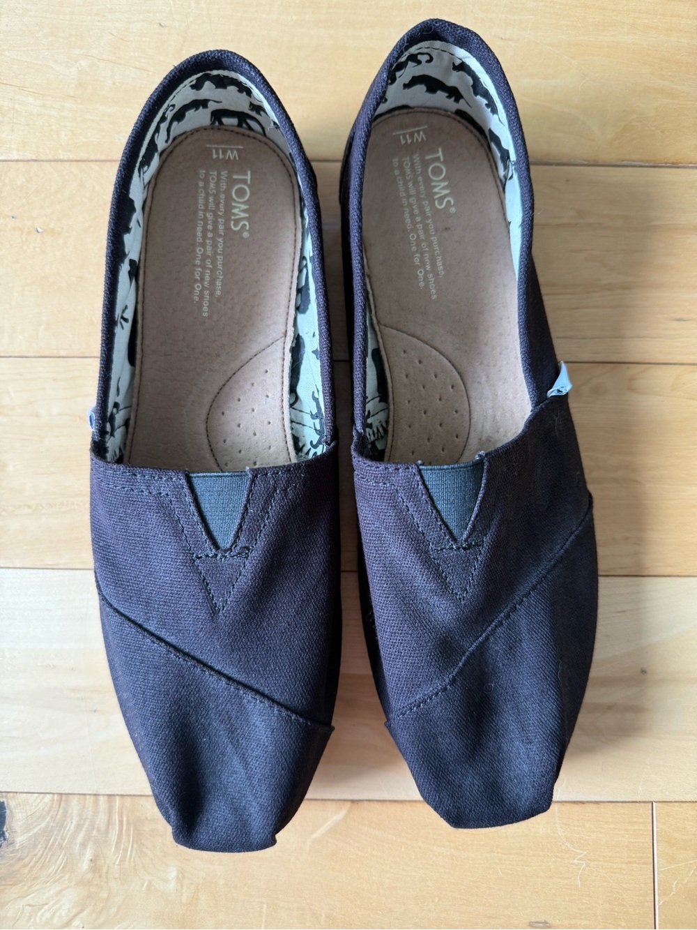 Toms Black Canvas Slip-On Flats